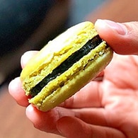 recette macaron matcha thé vert sésame noir