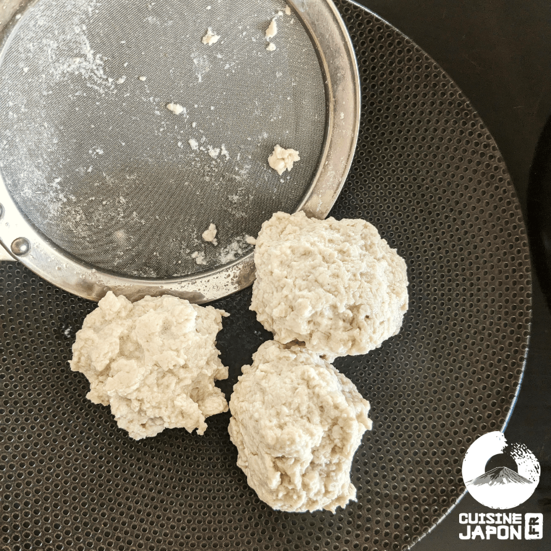 Recette japonaise de boulettes de poulet et tofu • Cuisine Japon