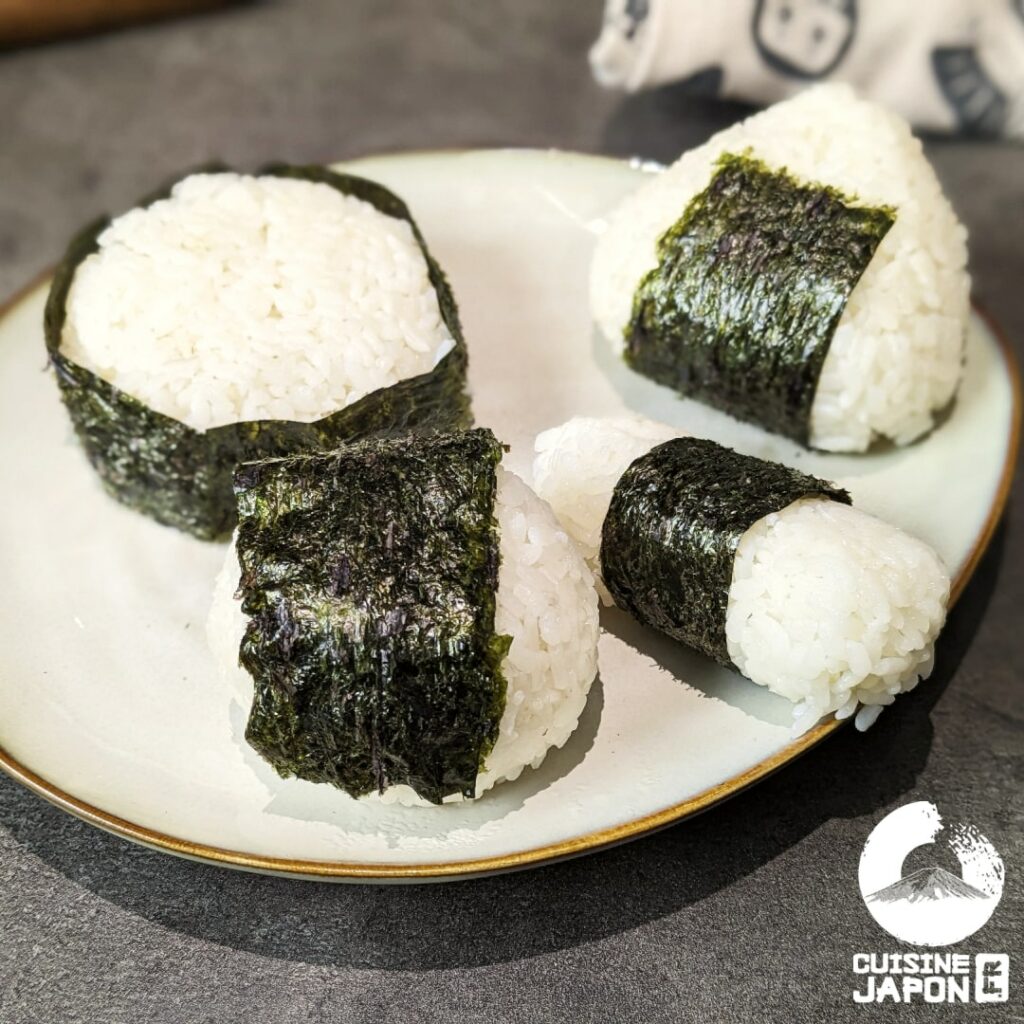 Différentes formes d'onigiri