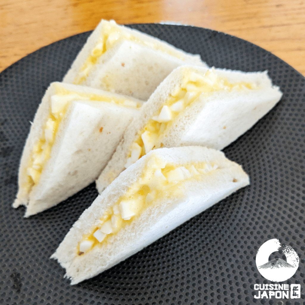 Recette japonaise tamago sando, sandwich aux œufs - triangle