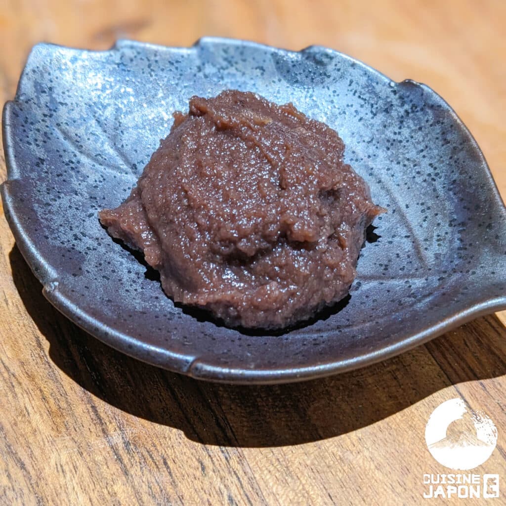 Puis redéposez par dessus une pâte feuilletée, pâte anko fait maison